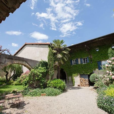 Le Clos Du Perret Chaussan Екстериор снимка