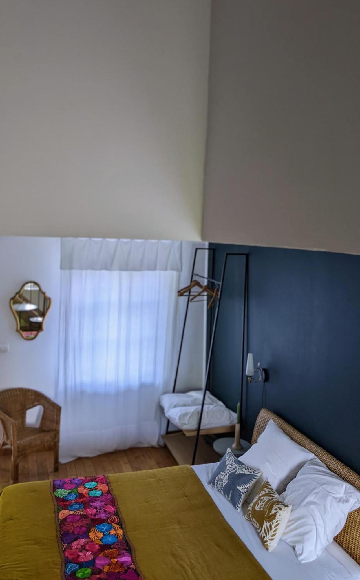 Le Clos Du Perret Chaussan Екстериор снимка